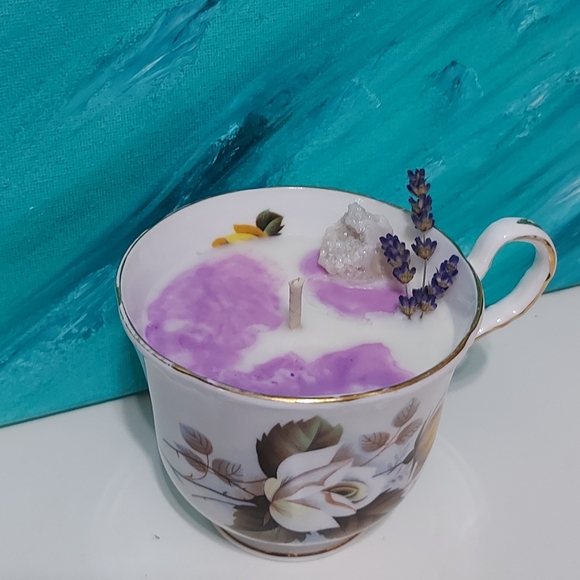 Lavender candle - Picture 5 of 10